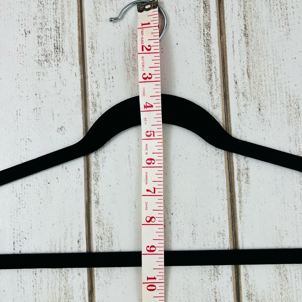20 Black Velvet Slim Hangers Non Slip - Picture 6 of 6